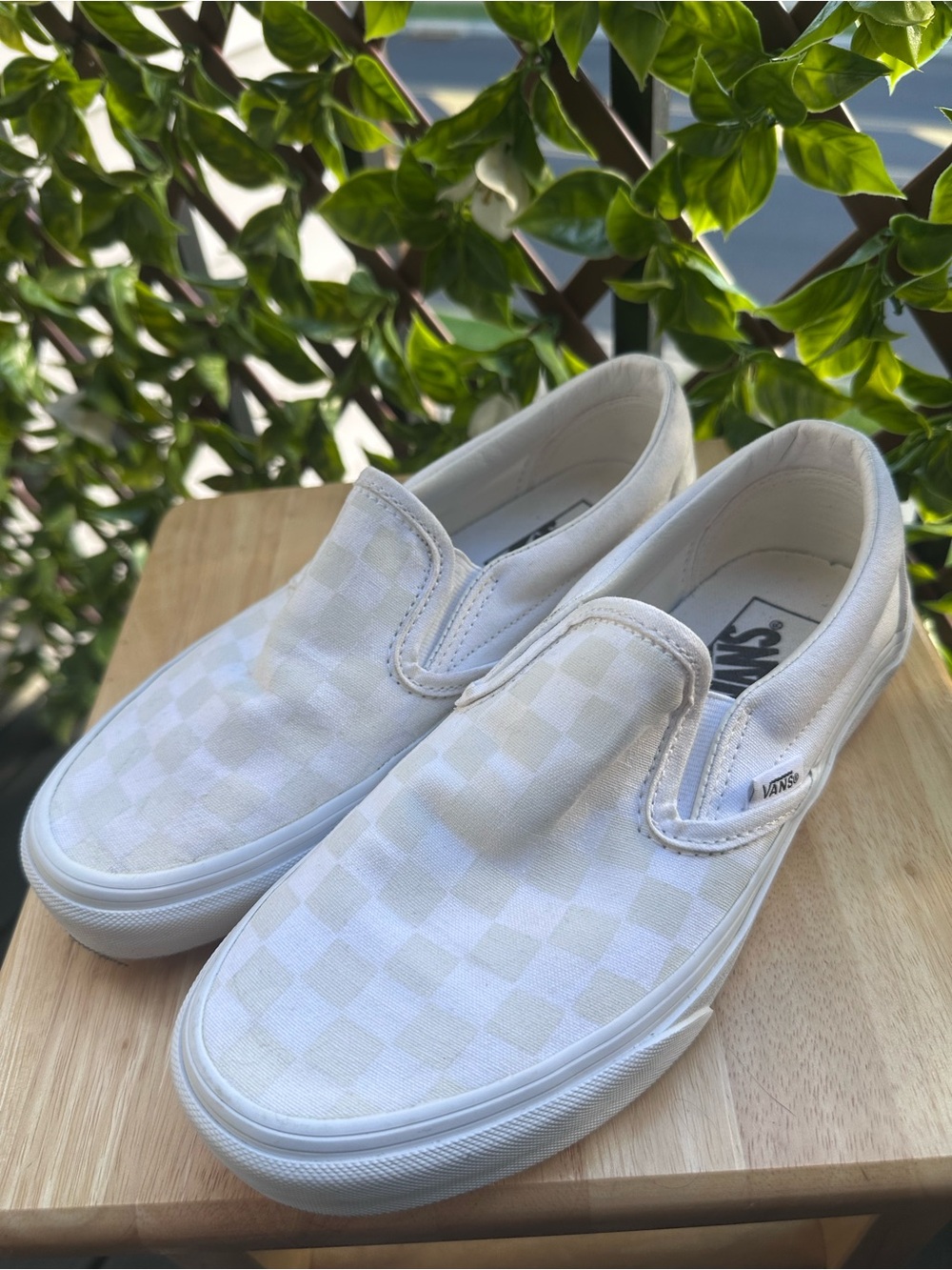 Vans White Checkerboard Slip-On Sneakers womens sz 7